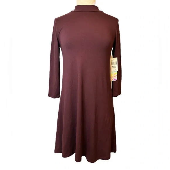 burgundy lace backless dress Shay Lace Dress (Berry) main image 1